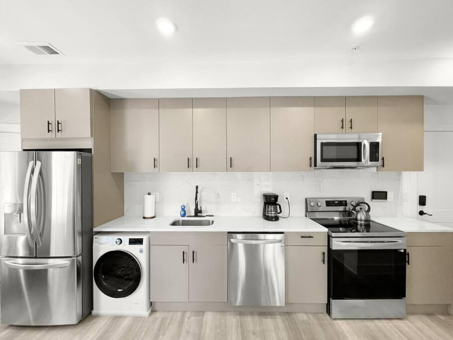 Classy Capitol Hill Apt, Steps From Dc Attraction Washington Esterno foto