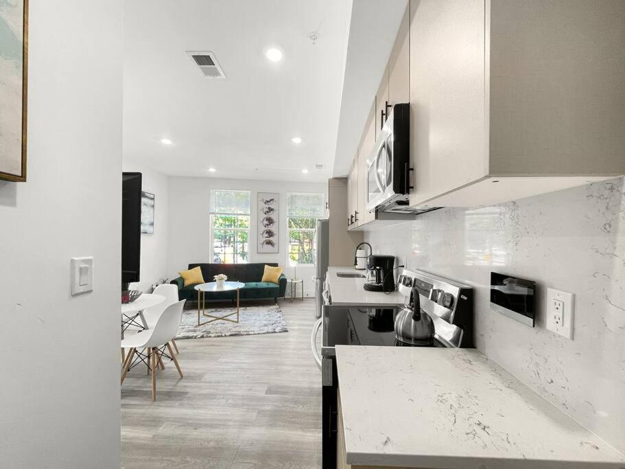 Classy Capitol Hill Apt, Steps From Dc Attraction Washington Esterno foto