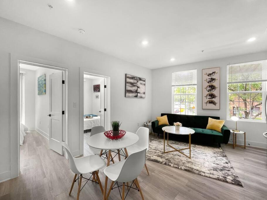 Classy Capitol Hill Apt, Steps From Dc Attraction Washington Esterno foto